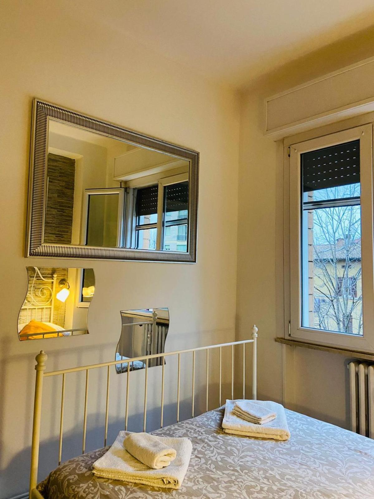 Europe Station Rooms Parma Dış mekan fotoğraf